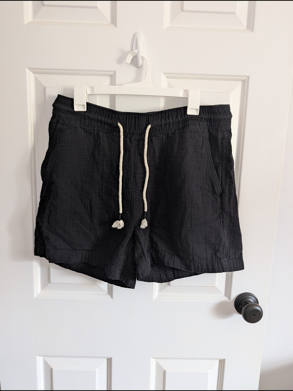 Old Navy Women's Cotton Black Elastic Waist Shorts with White Drawstring Large